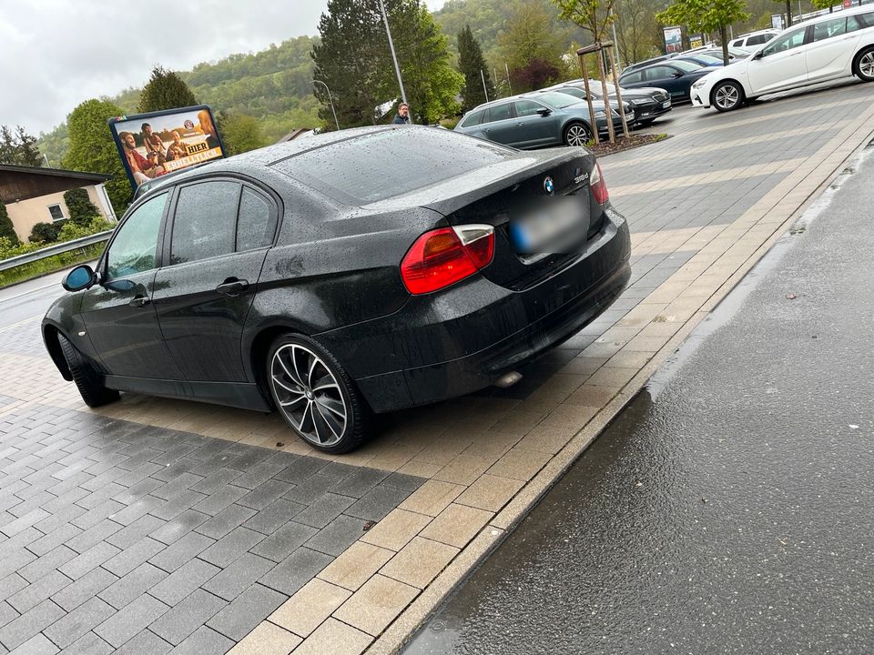BMW 318D neu Tüv in Bad Mergentheim
