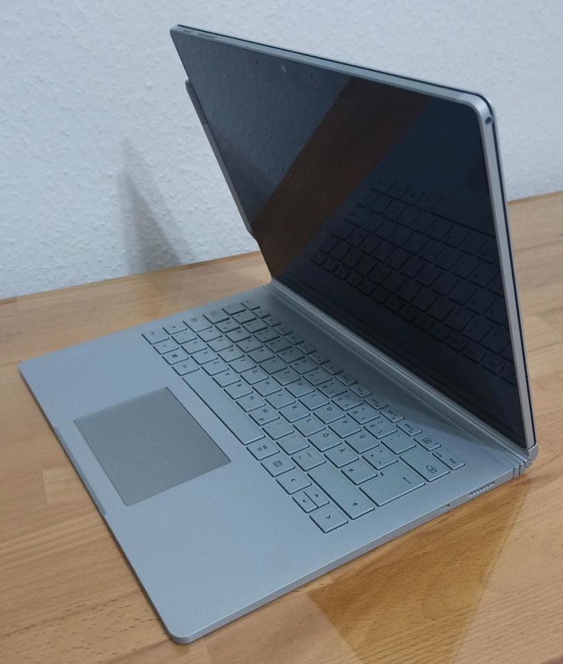 Microsoft Surface Book 3 inkl. Surface Pen & Tragetasche in Niederstetten