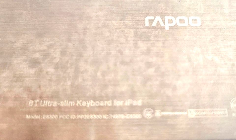 Rapoo Bluetooth Tastatur E6300 Super Slim in Berlin