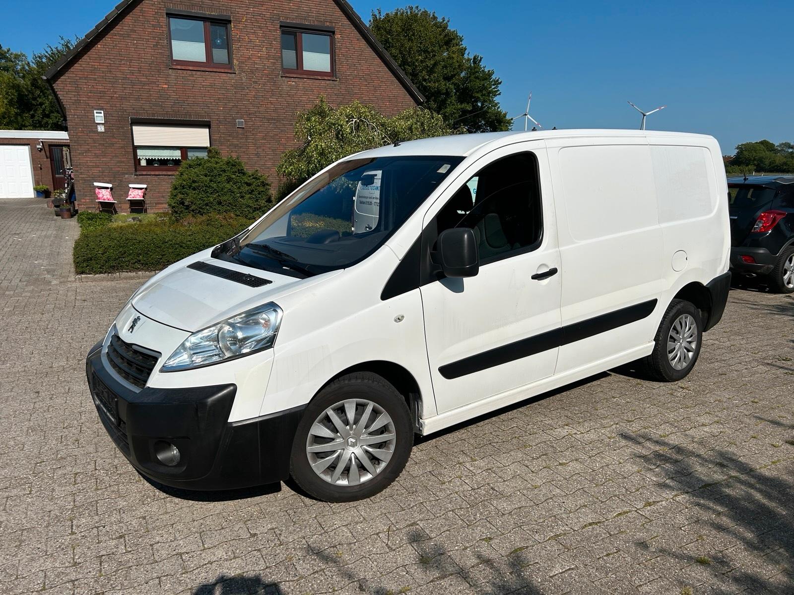 Abbildung des Autos Peugeot Expert 2.0 Diese…