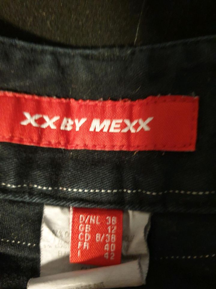 Hose von MEXX schwarz mit Streifen in Ertingen