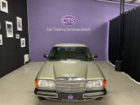 Mercedes-Benz 230 E Automatik  /W 123/Sehr guter Zustand Düsseldorf - Pempelfort Vorschau