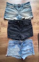 Paket 3 Jeansshorts XS/34 H&M Gina Tricot Zara (auch einzeln) Nordrhein-Westfalen - Monheim am Rhein Vorschau