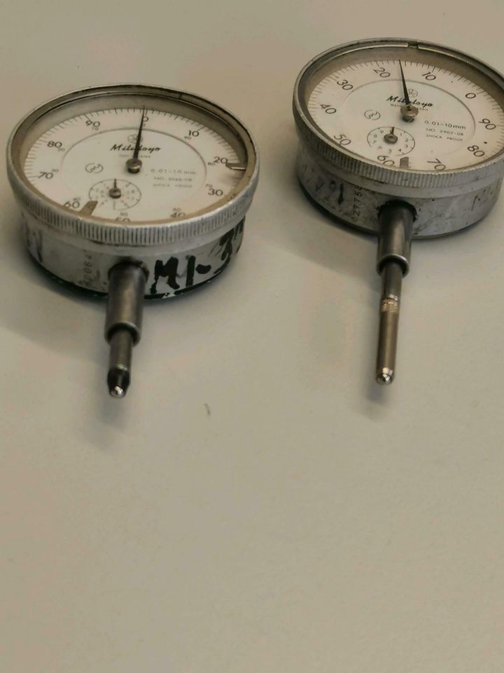 2 stück Mitutoyo 0,01  10mm Messuhr, Messinstrument Uhr  2902-08 in Aalen