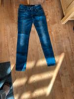 Jeans von Guess Gr.26 Sachsen - Chemnitz Vorschau