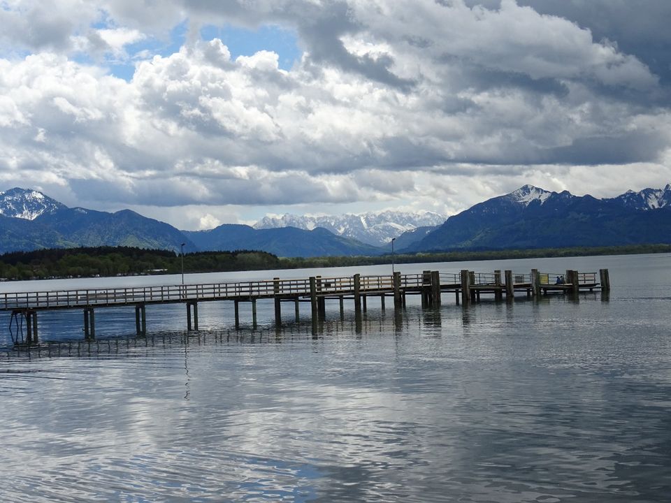 Frühling direkt am Chiemsee-schöne 2-Zi-FeWo Oster-Angebot in Chieming