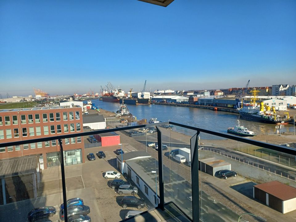 "Am neuen Hafen" 3 Zimmer mit Parkett, EBK, FBH und Balkon in Bremerhaven