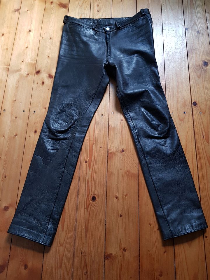 Motorrad Lederhose Herren Größe ca. 48/50 in Barendorf