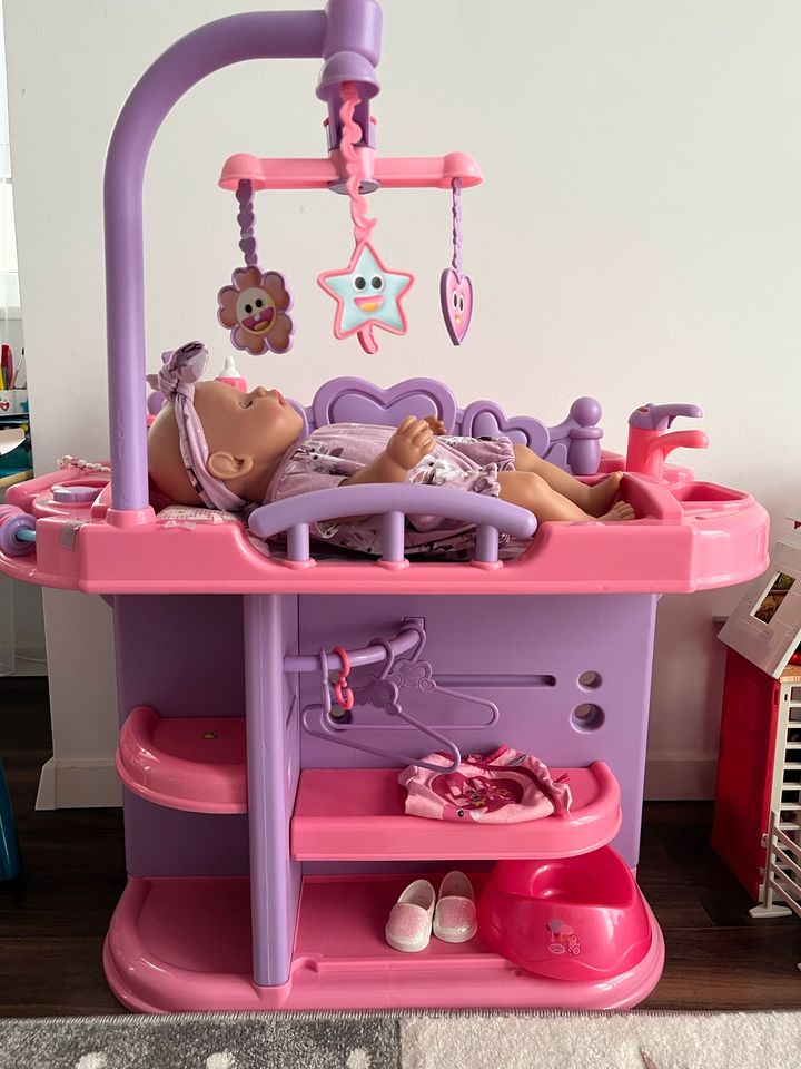 Besttoy Wickekcenter+Babyborn Puppe wie Neu in Reichenbach an der Fils