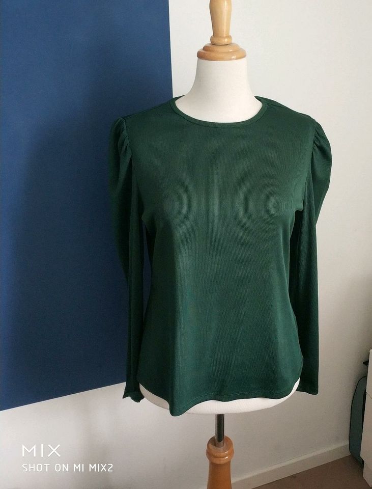 Neu: Damen Shirt T-Shirt langarm grün mit Puffärmel L  42/44 in Haiger