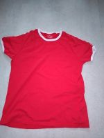 Basic T-Shirt Rot Größe S Bayern - Augsburg Vorschau
