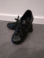 Jungen Tommy Hilfiger Sneaker Gr. 37 schwarz Wie Neu Frankfurt am Main - Bergen-Enkheim Vorschau