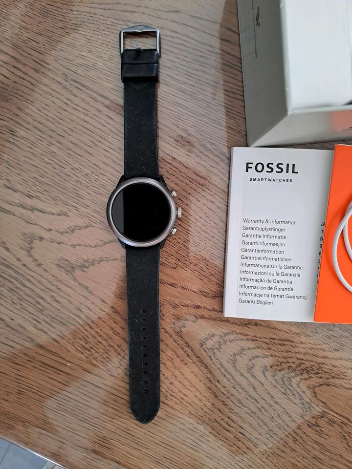 Smartwatch von fossil in Bochum