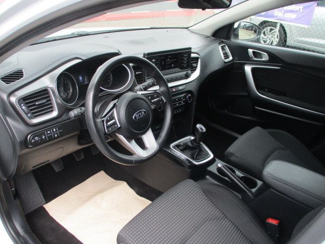 Kia Ceed 1.4 T-GDI 140.Grüne Plakette.Klima.Mod.2022 in Heusenstamm