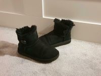 UGG Boots Mini Bailey Button II  Schwarz Gr. 36 Berlin - Tempelhof Vorschau