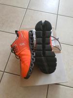 on cloud Laufschuhe gr 38.5 Nordrhein-Westfalen - Stadtlohn Vorschau