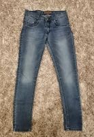 Neuwertige mittelblaue Jeans der Marke Blue Effect Gr. 152 Mädels Niedersachsen - Gifhorn Vorschau