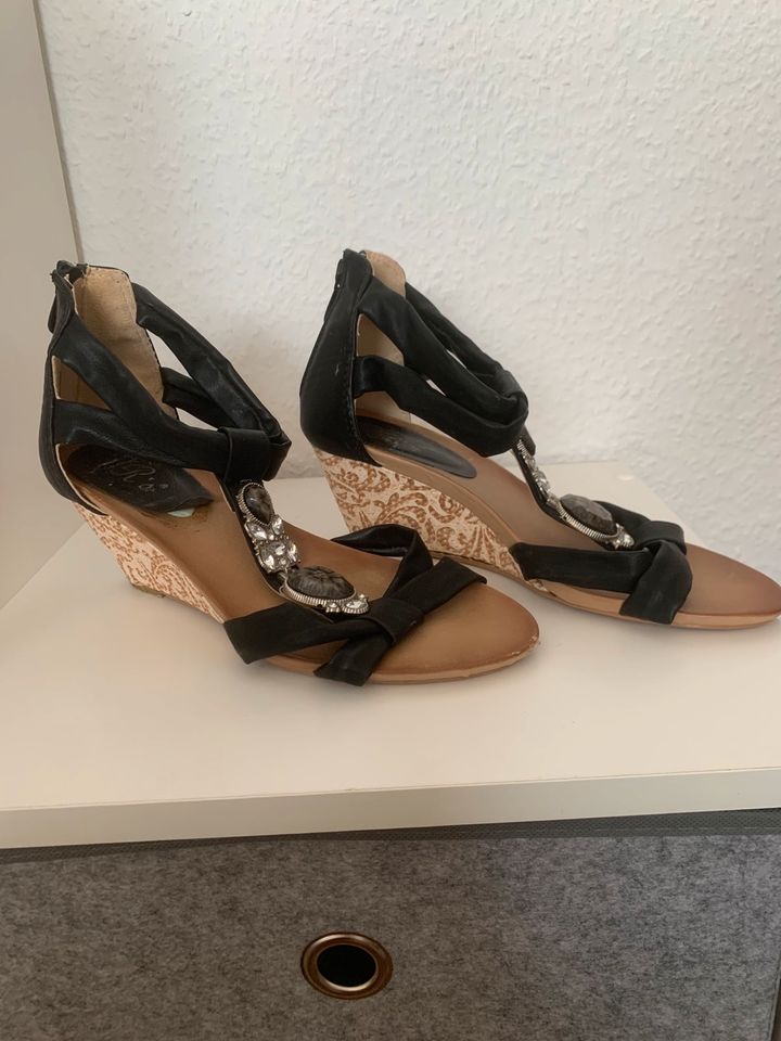 Pumps/ Schuhe - Damen - in Kalbach