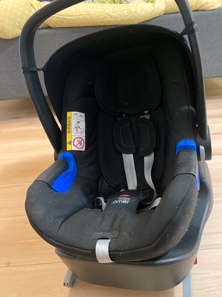 Babysafe i- Safe mit Isofix Station in Schwabstedt