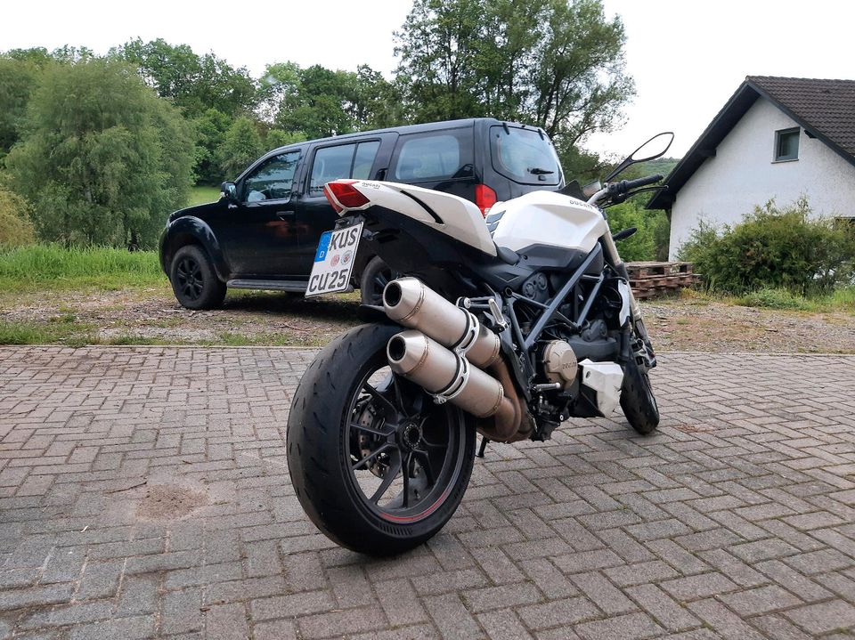 Ducati Streetfighter 1098 in Ohmbach Pfalz