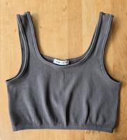 New Yorker FB Sister Cropp Tanktop dunkelgrau Gr. M - 1x angehabt Bayern - Eching (Kr Freising) Vorschau