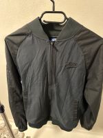 Nike Windbreaker Jacke Größe S Bayern - Dombühl Vorschau