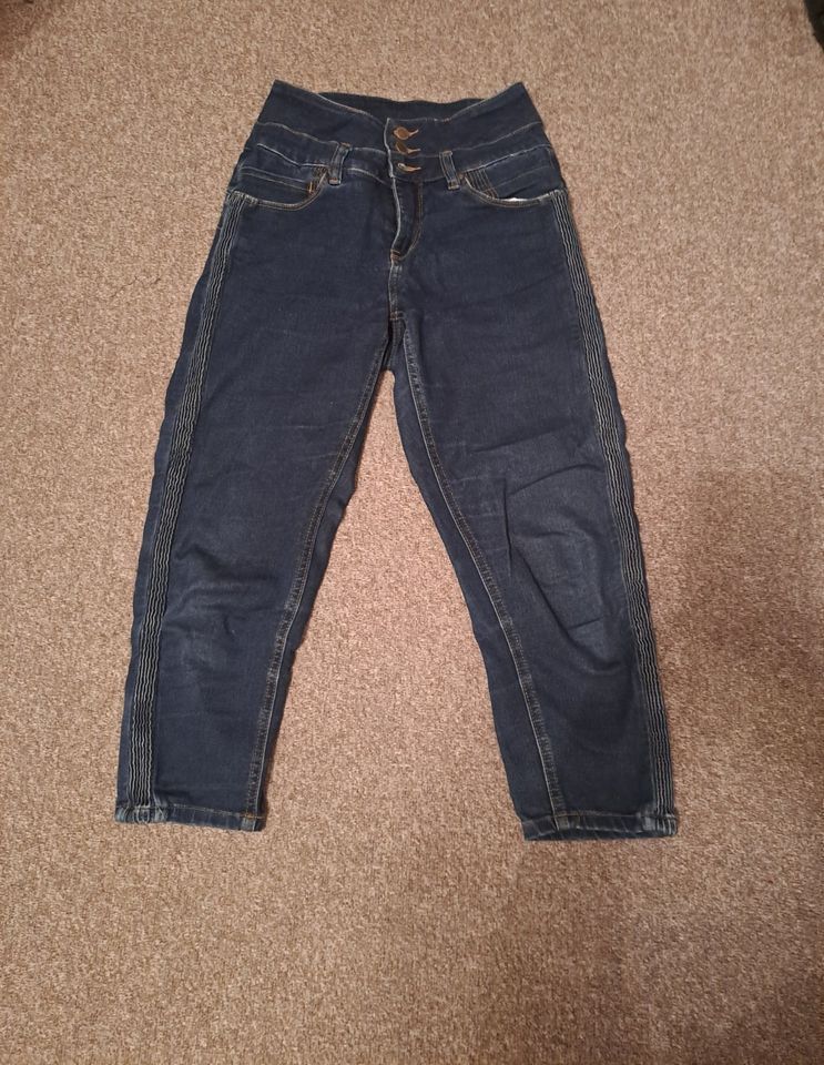 3/4 Jeans Damen in Grafenrheinfeld