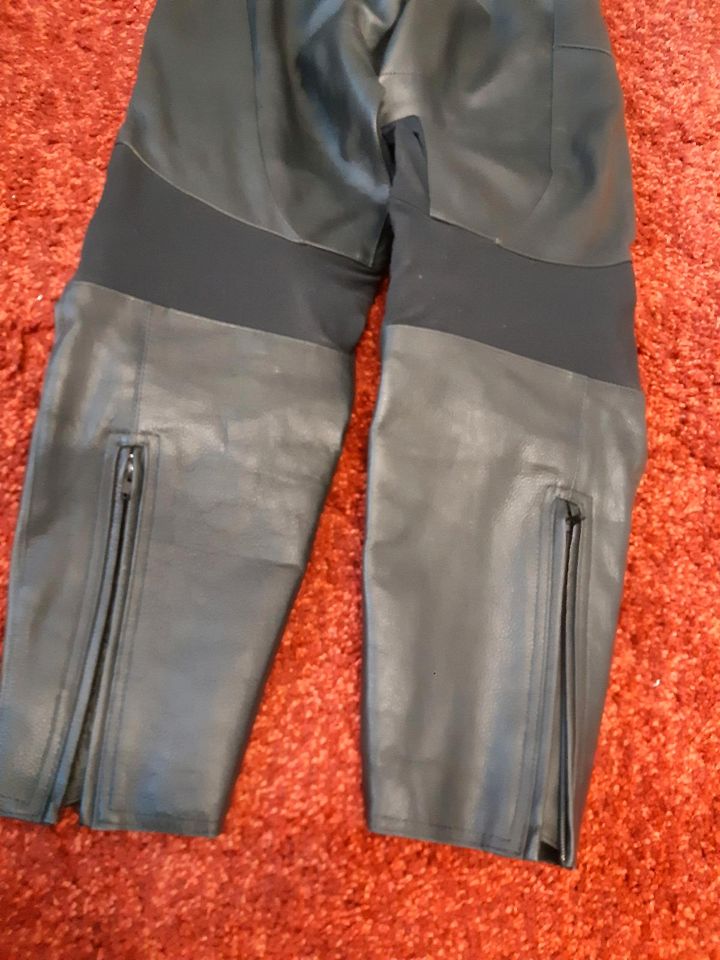 Motorrad Lederhose Damen 42 Hein Gericke neuwertig in Simmerath