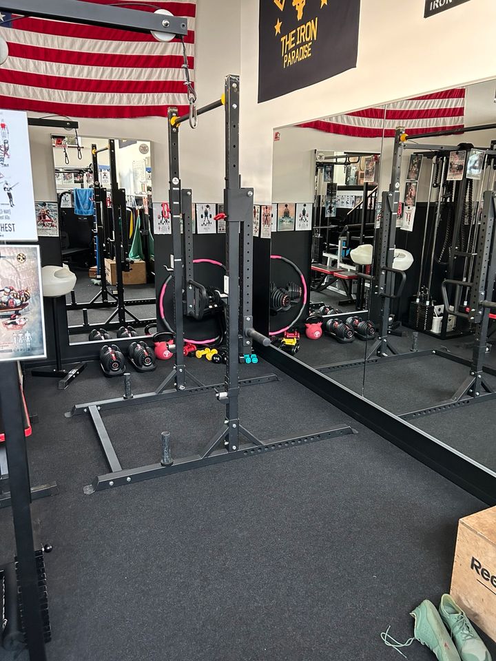 Squat Bench Press Pullup Rack von Sqmize ELITE CLUB SQ530 H225 in Staufenberg