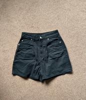 Short von H&M Gr. 36 Baden-Württemberg - Kuppenheim Vorschau