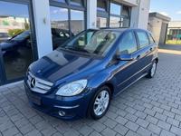 Mercedes-Benz B 200 B -Klasse/AUTOMATIK/SHZ/AHK/T.LEDER/ALU/ Bayern - Elsenfeld Vorschau