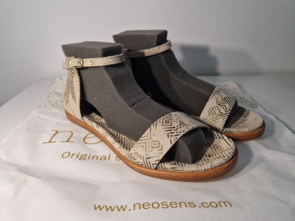 Neosens Fantasy Sandalen Gr. 37 in Niedersachsen - Bergen | eBay  Kleinanzeigen ist jetzt Kleinanzeigen