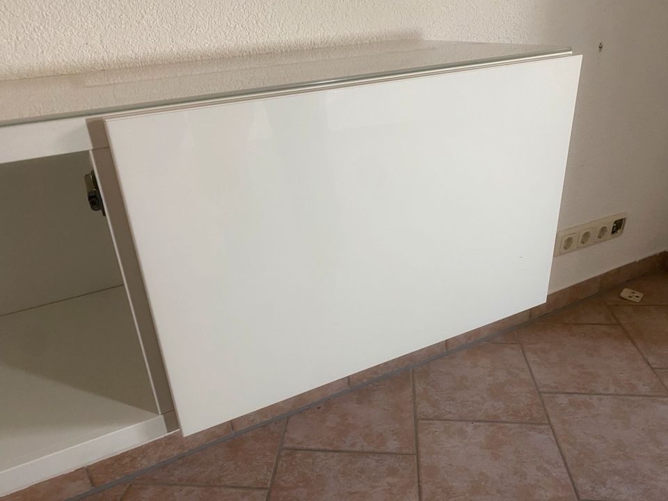 Ikea BESTA TV Bank Weiß los Schrank Kommode mit Glasscheibe weiß in Dresden