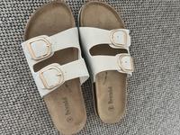 Pantoletten beige gold Gr. 40 NEU björndal Bayern - Schlüsselfeld Vorschau