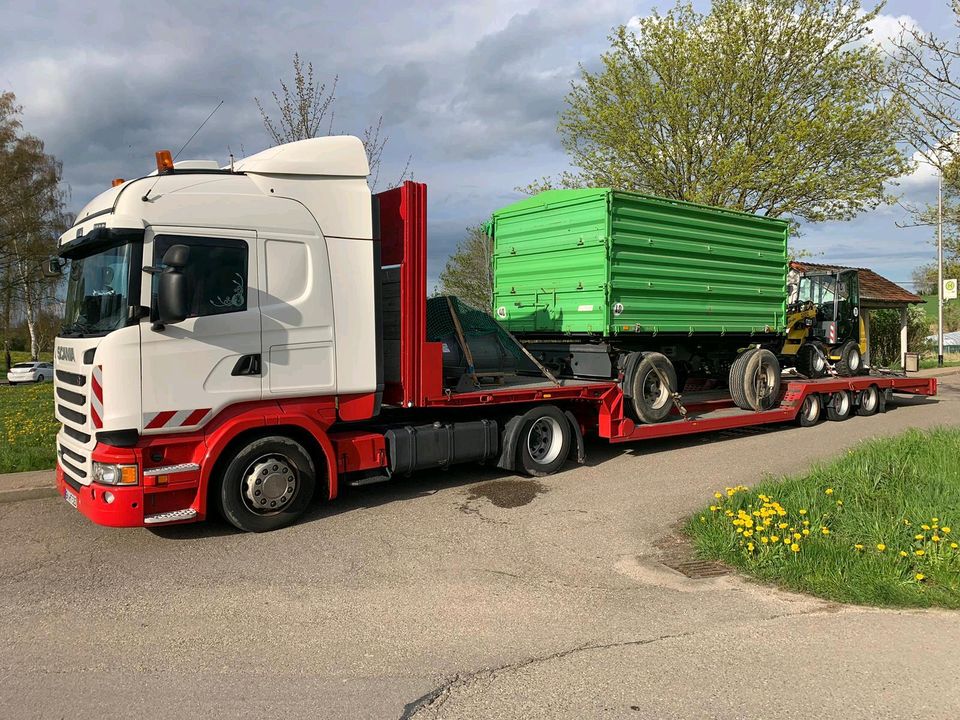 Transporte Tieflader Baumaschinen Landmaschinen Bagger Traktor in Jossgrund