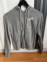 Nike Strickjacke yes Düsseldorf - Bilk Vorschau