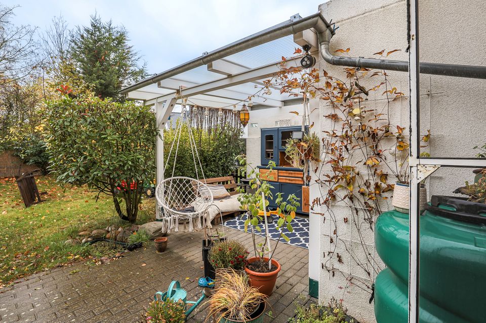 Junge und vermietete Doppelhaushälfte mit Terrasse, Garten und Garage in Swisttal-Morenhoven! in Swisttal