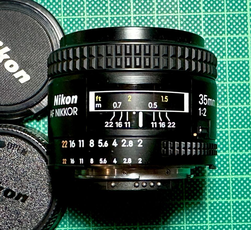 Nikon Nikkor AF 35mm f2 / sehr gut erhalten in Markt Schwaben