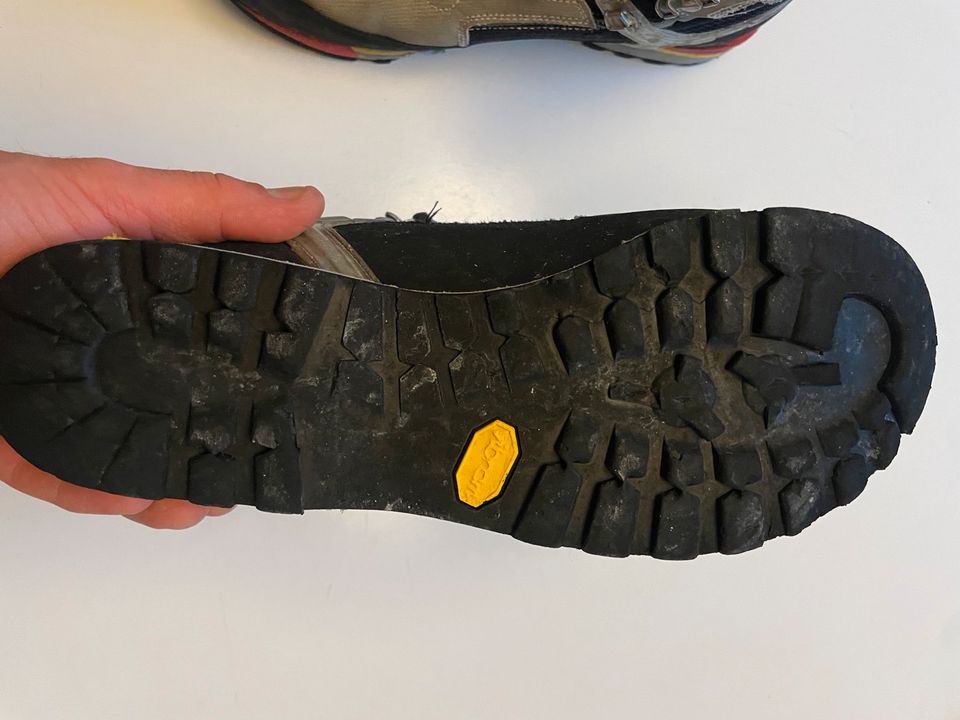 Salewa Raven Combi GTX 42,5 in Stuttgart