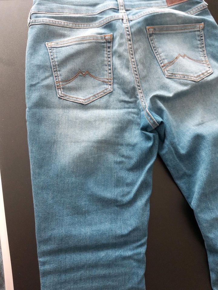 Mustang Damen Jeans  W ca.70 cm L ca.90 cm in Berlin