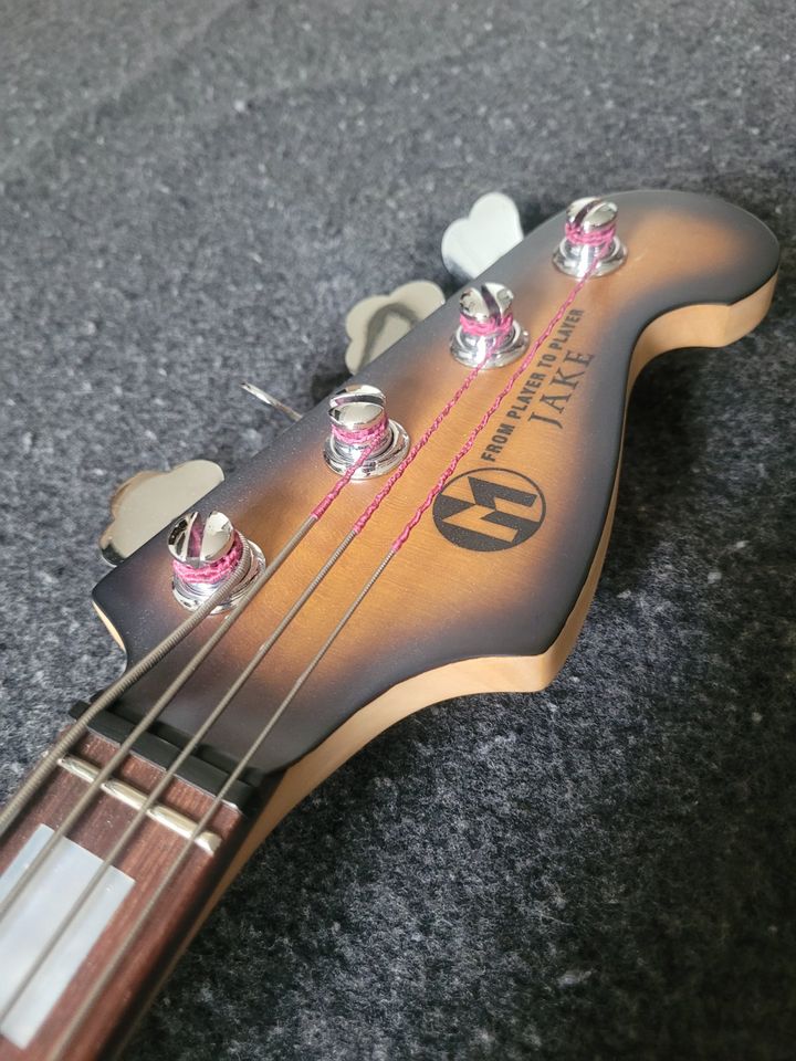 E - Bass Maruszczyk Jake super medium scale in München