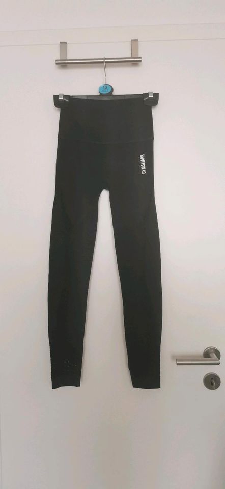 Damen Gymshark energy seamless leggings black schwarz XS NEU in Heusenstamm