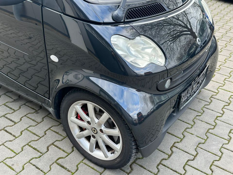 Smart ForTwo passion 45kW Automatik - Panorama - Klima in Bornheim