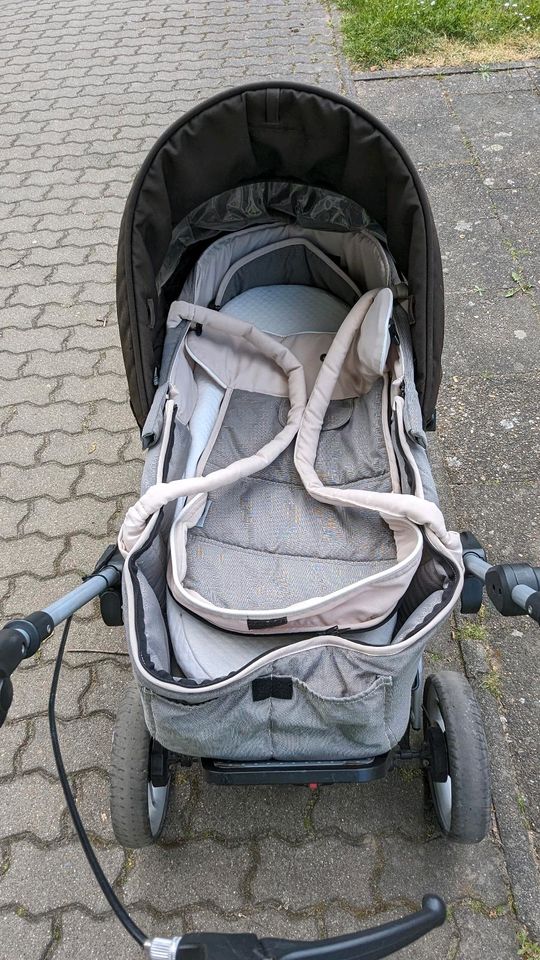 Teutonia (Zweit) Kinderwagen in Magdeburg