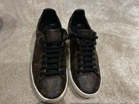 Louis Vuitton Sneaker Monogram Gr. 36,5 Bayern - Aichach Vorschau