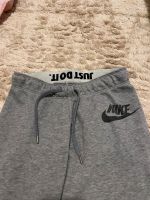 Nike Jogginghose Grau XS Nordrhein-Westfalen - Siegburg Vorschau