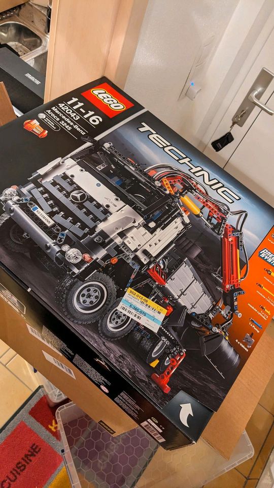 Lego 42043 Mercedes Benz Arocs Neu & OVP in Saaldorf-Surheim