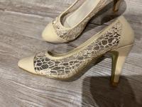 Damen Schuhe Pumps Gr. 37 mit Absatz Jugendweihe Sachsen-Anhalt - Harzgerode Vorschau