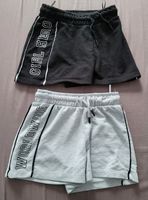 2 Mädchen Sweatshorts, Sportshorts - Größe 134 - Sporthosen Niedersachsen - Weyhe Vorschau