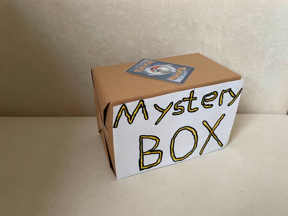 Pokemon Mystery Box in Schwanewede